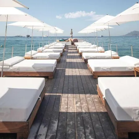 Luxury Romantic Cannes 45 Croisette Two Bedrooms Buitenkant foto